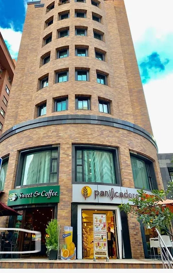 Suite Ejecutiva Ardres Plaza Quito 0*,